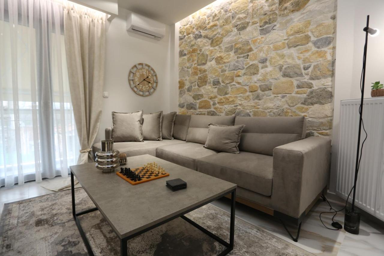 La Larissa Luxury Apartments Trekke Eksteriør bilde