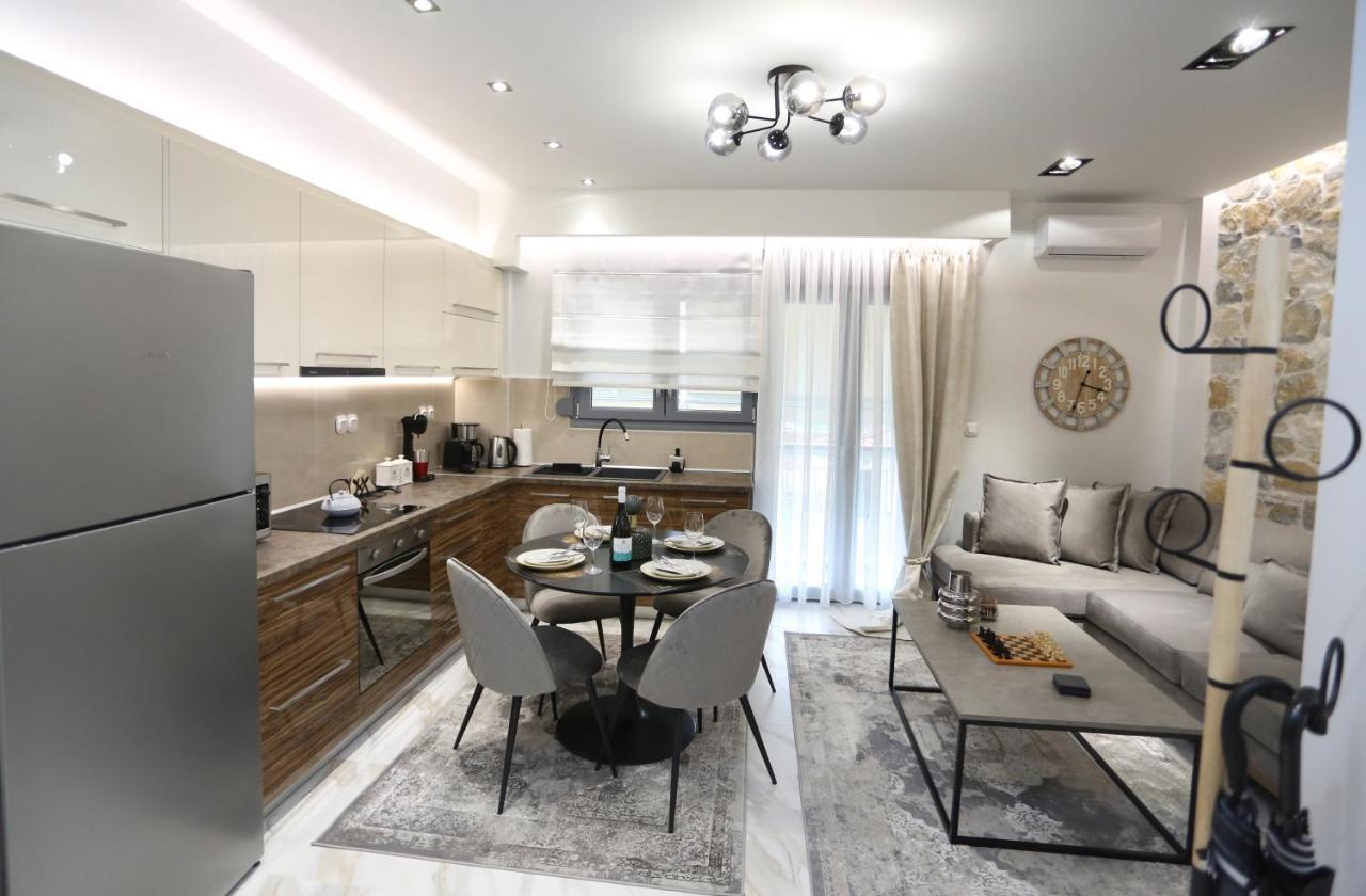 La Larissa Luxury Apartments Trekke Eksteriør bilde